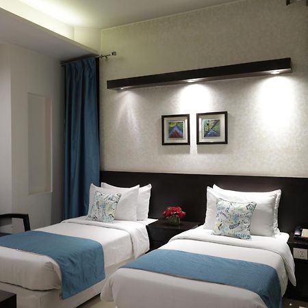 Rockland Hotel, C.R Park Нью-Дели Экстерьер фото