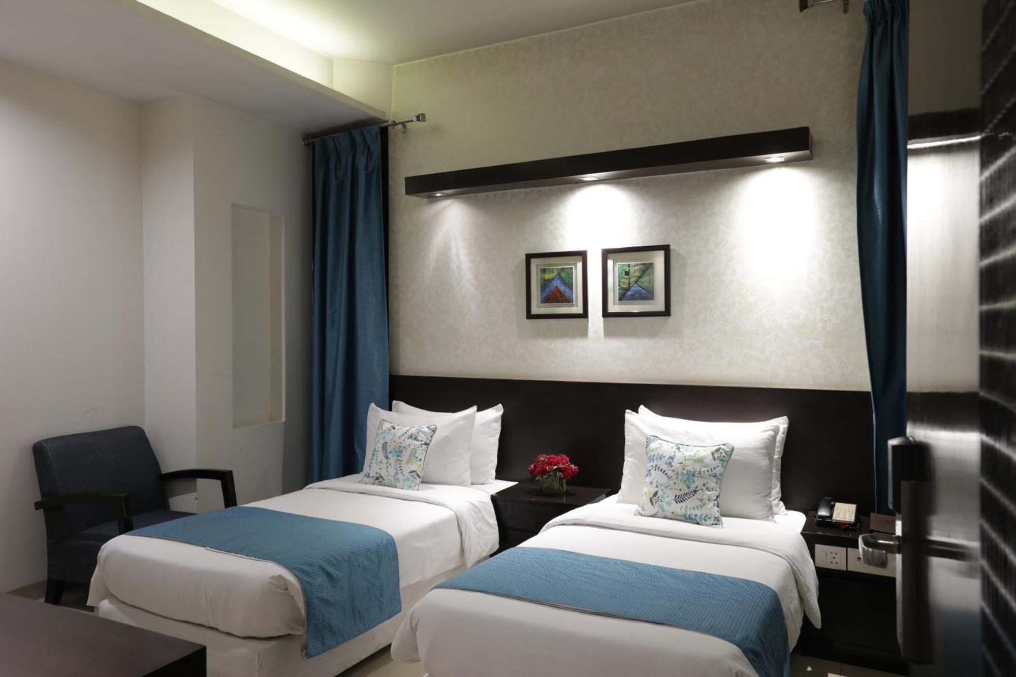 Rockland Hotel, C.R Park Нью-Дели Экстерьер фото