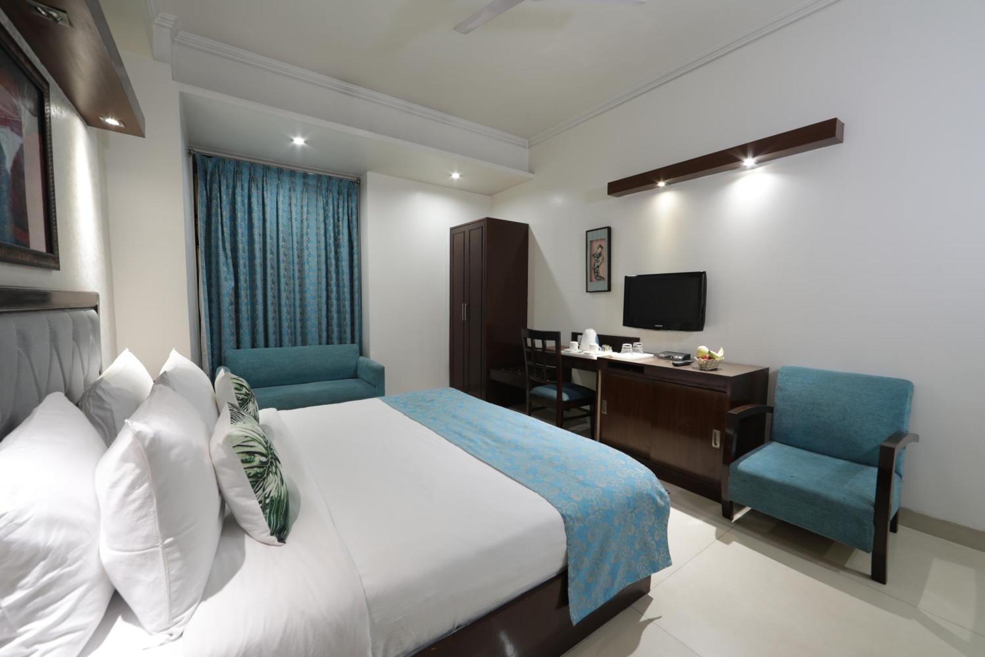 Rockland Hotel, C.R Park Нью-Дели Экстерьер фото